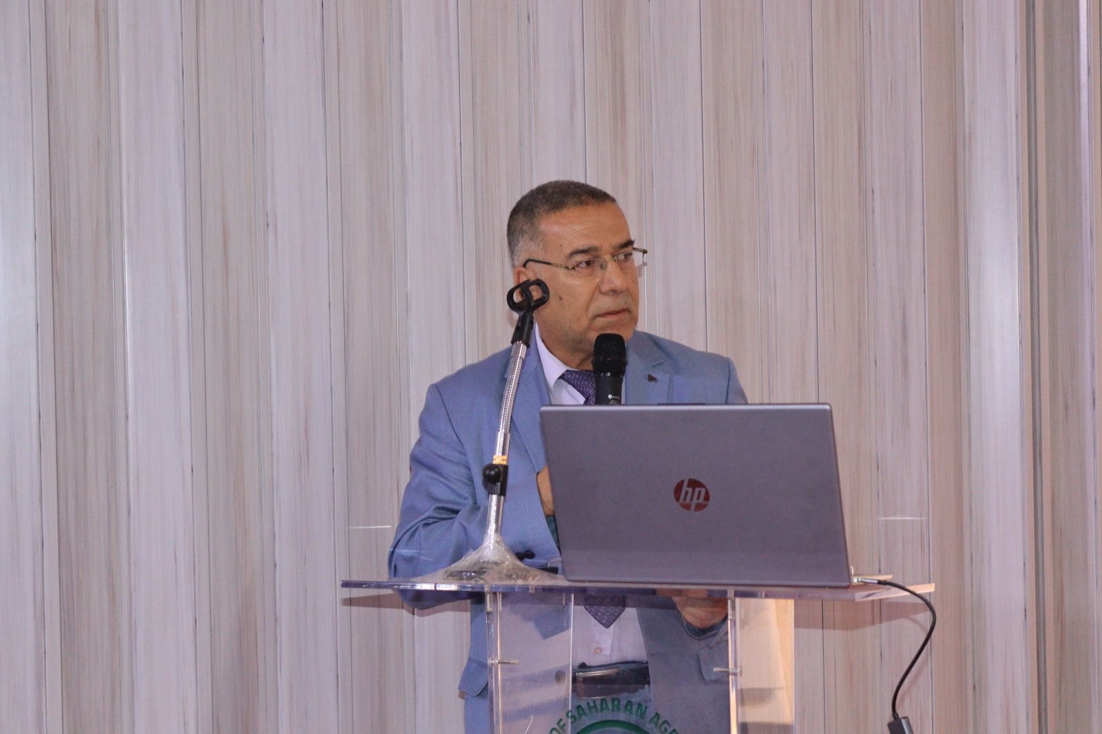 تنظيم الورشة التكوينية الأولى بعنوان نحو تعزيز المرئية الجامعية وتحسين التصنيف الاكاديمي