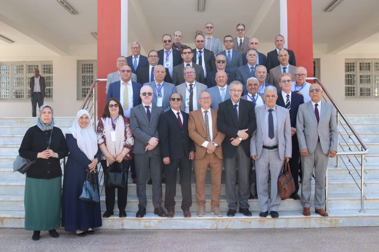 مشاركة مدير المدرسة في لقاء جهوي لجامعات شرق